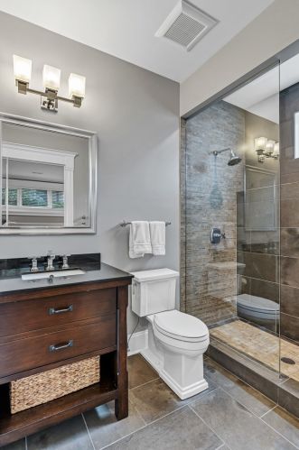 3800 Paulina St, Chicago IL 60609-2057 exterior