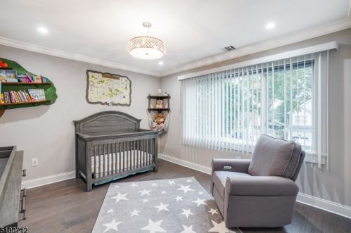 30 Mount Pleasant Pkwy, Livingston NJ  07039-2821 exterior