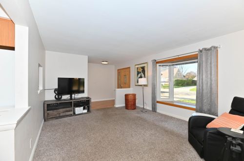 2726 110th St, Milwaukee WI  53227-3015 exterior