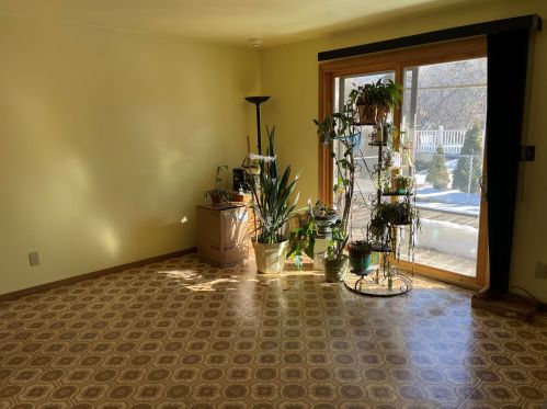 2025 Clayton Crst Ave, Milwaukee WI 53221-3732 exterior