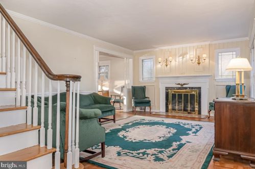 456 Gladstone Ave, Tavistock NJ 08033-4005 exterior