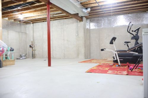 2223 28, Milwaukee WI 53215-2425 exterior