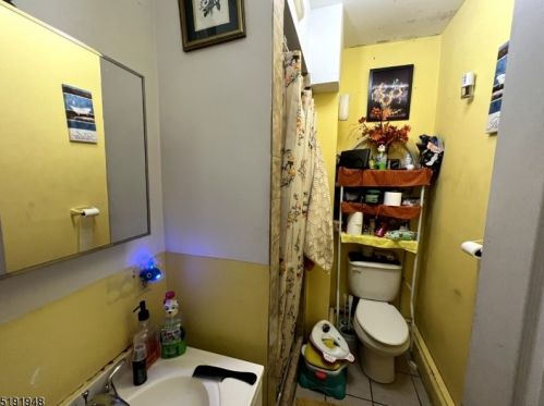 22 Seeley St, Paterson NJ 07501-3112 exterior