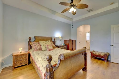 1839 Jamesport Dr, Fort Pierce FL 34953-4599 exterior