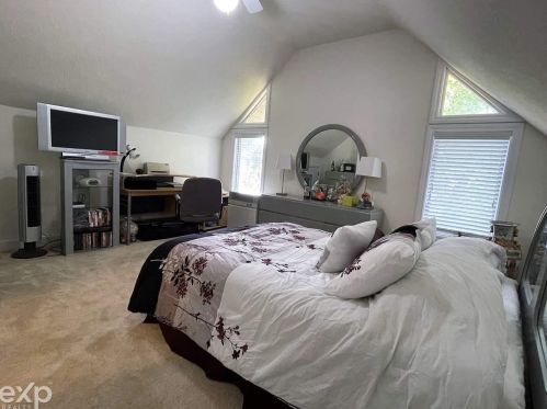 327 Cass St, Standish MI 48658-9229 exterior