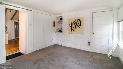 312 Juniper St, Philadelphia PA 19107-5818 exterior