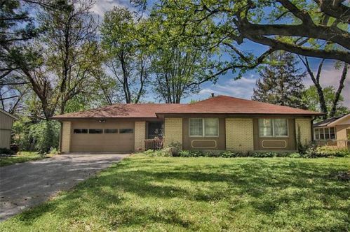 6474 Grandview Dr, Indianapolis IN  46260-4476 exterior