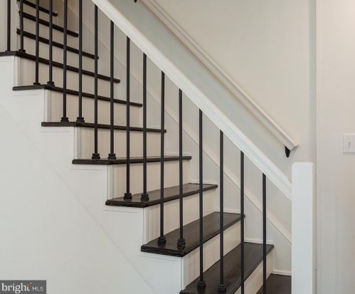 24 New St, Lancaster PA 17602-2047 exterior