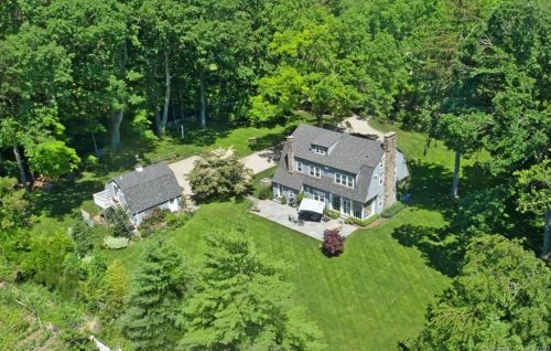 97 Comstock Hill Ave, Norwalk, CT 06850-1010