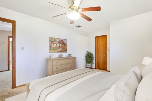 5709 Eagle Dr, Fort Pierce FL 34951-2322 exterior