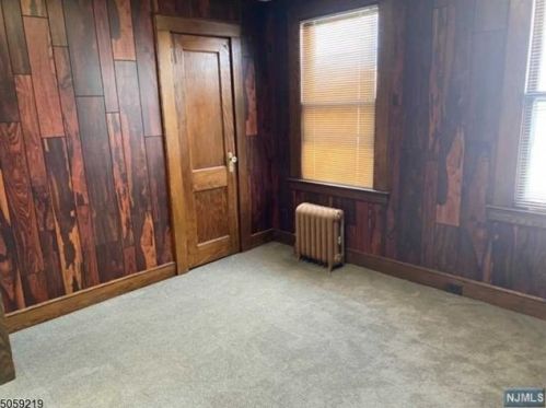 303 Haledon Ave, Paterson NJ 07508-2770 exterior