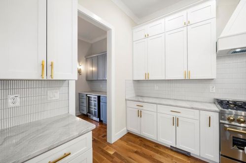 1055 Church St, Smyrna GA exterior