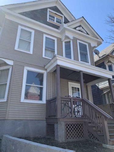 304 Church St, Poughkeepsie NY  12601-4266 exterior