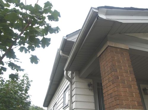 2628 15 St, Milwaukee WI 53204-3708 exterior