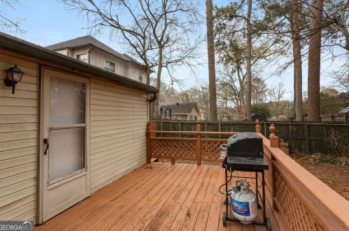 719 Hamilton Ave, Atlanta GA 30344-4144 exterior