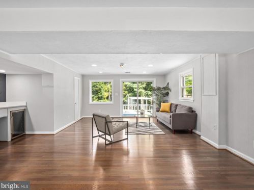 11839 Enid Dr, Rockville MD 20854-3454 exterior