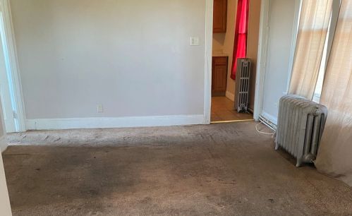 8220 Vincennes Ave, Chicago IL 60653-4203 exterior