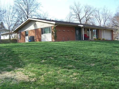 1597 Ross Ave, Saint Louis MO 63146-3816 exterior