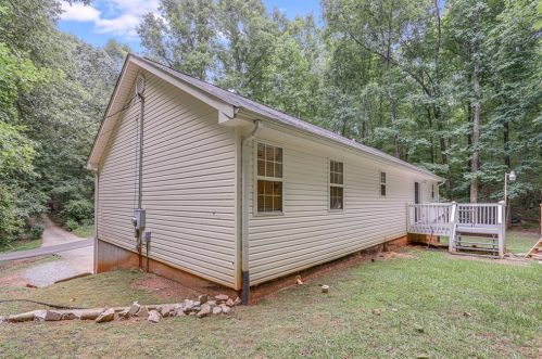 4054 Skyline Dr, Gainesville GA 30501-7662 exterior