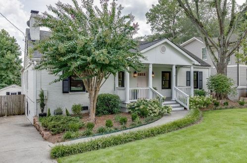 239 Midvale Dr, Atlanta GA  30342-3326 exterior