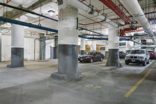 333 Hubbard St, Chicago IL  60654-4923 exterior