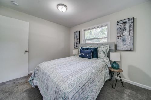 856 Harwell Rd, Atlanta GA  30318-5828 exterior