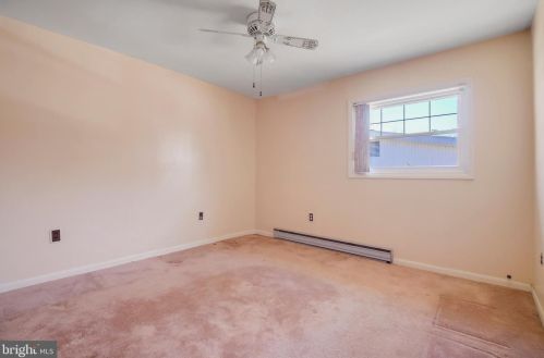 308 Henson Rd, Glen Burnie MD 21060-7749 exterior