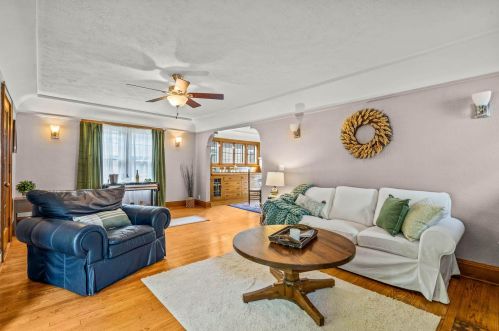 3245 45th St, Milwaukee WI  53219-4816 exterior