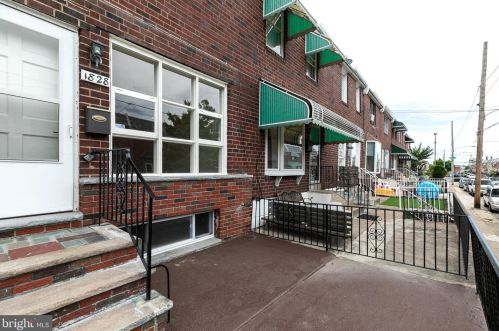 1828 29 St, Philadelphia PA 19132-3020 exterior