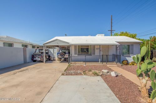 4677 6th St, Tucson, AZ 85711-2907
