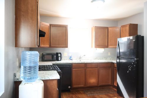 2223 28, Milwaukee WI 53215-2425 exterior