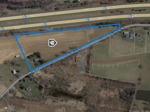 1102 Northrop Rd, Wallingford CT  06492-1912 exterior