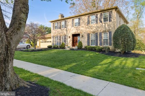 1539 Blue Meadow Rd, Rockville, MD 20854-2620