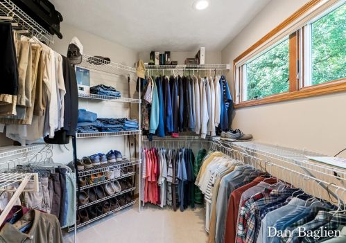 1069 Randall Rd, Meskegon MI 49441-4870 exterior