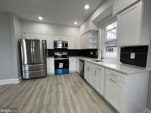 551 Gilham St, Philadelphia PA  19111-5230 exterior