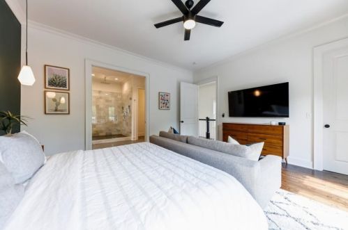 62 Montgomery St, Atlanta GA  30307-2844 exterior