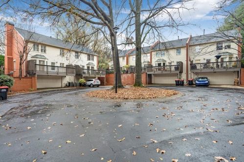 502 Defoors Ml Cir, Atlanta GA 30318-2354 exterior