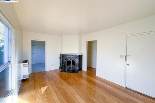 1207 University Ave, Berkeley CA 94702-1708 exterior