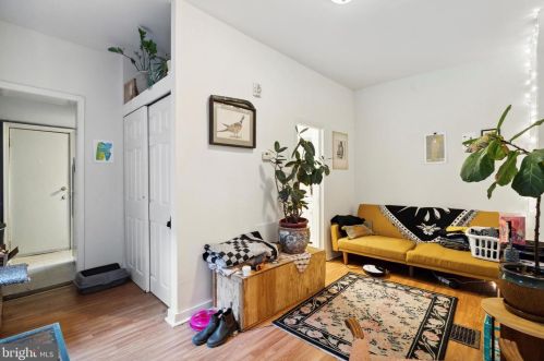 5045 Hazel Ave, Philadelphia PA 19143-1938 exterior