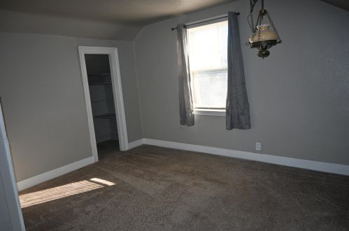 210 Amity Ave, Meskegon MI 49442-3297 exterior