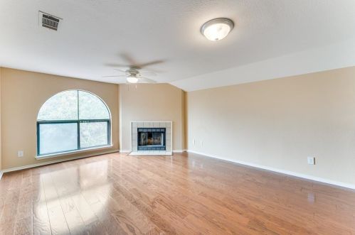 11508 Cherry Hearst Ct, Austin TX 78750-3525 exterior