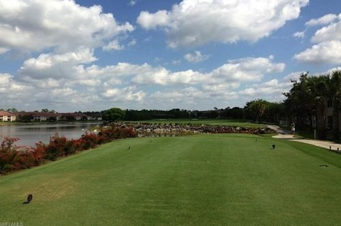 2790 Cypress Trace Cir, Naples FL 34119-8572 exterior