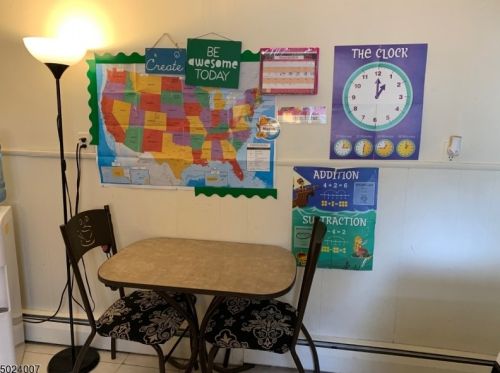 27 Kling St, Town Center NJ 07052-5510 exterior