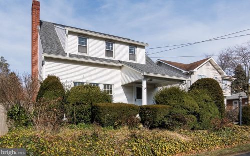 74 Edinburg Rd, Trenton NJ 08690-1204 exterior