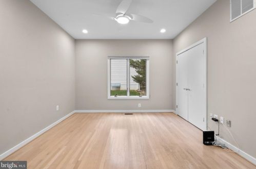 13708 Valley Dr, Rockville MD  20850-5402 exterior