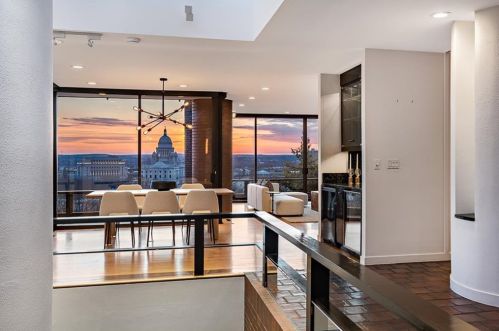 110 Congdon St, Providence RI  02906-1413 exterior