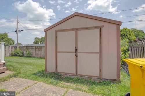 705 Delmar Ave, Glen Burnie MD 21061-3915 exterior