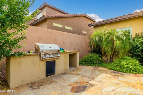 8623 22 St, Phoenix AZ 85016-6604 exterior