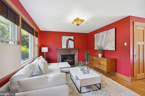 5602 Justis Pl, Alexandria VA 22310-1325 exterior