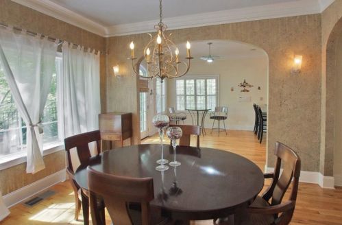 2475 Brookhaven Hts Ct, Atlanta GA 30319-5243 exterior